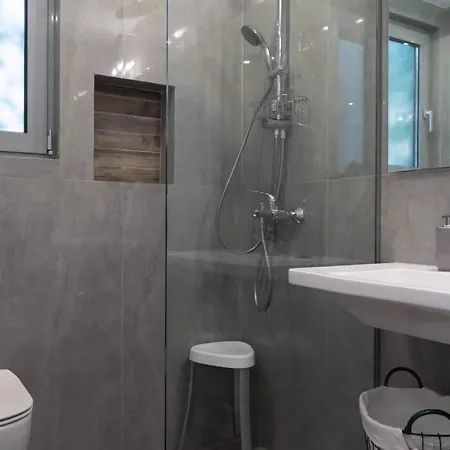 Affordable Luxury Close To Ampelokipi Metro Lejlighed